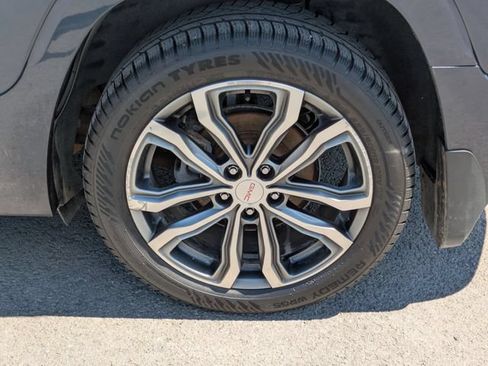 Used 2018 GMC Terrain Denali w/ Advanced Safety Package AWD/4WD image 28