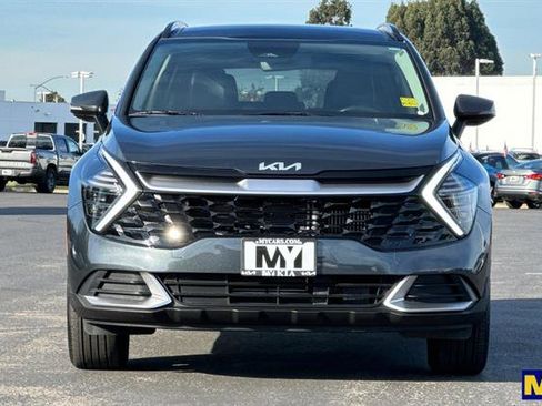 Used 2025 Kia Sportage EX w/ EX Premium Package image 9