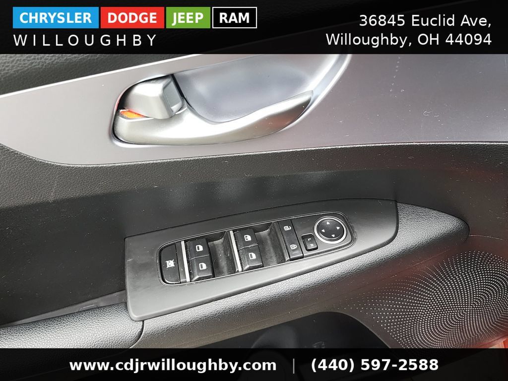 Used 2022 Kia Forte LXS FWD image 12