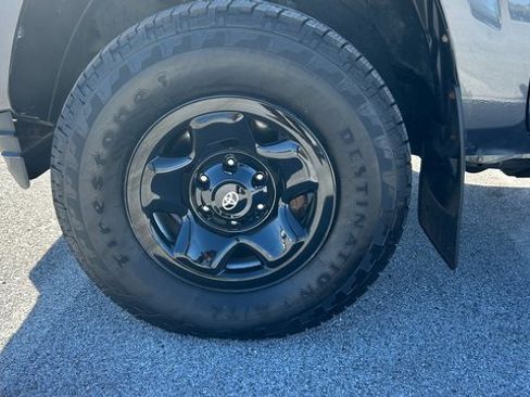 Used 2021 Toyota Tacoma SR image 13