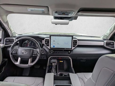 Used 2023 Toyota Tundra Limited AWD/4WD image 18