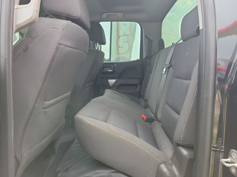 Used 2018 Chevrolet Silverado 1500 LT w/ Midnight Edition AWD/4WD image 7