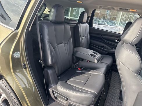 Used 2023 Subaru Ascent Limited image 21