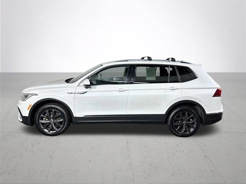 Certified 2023 Volkswagen Tiguan SE AWD/4WD image 10