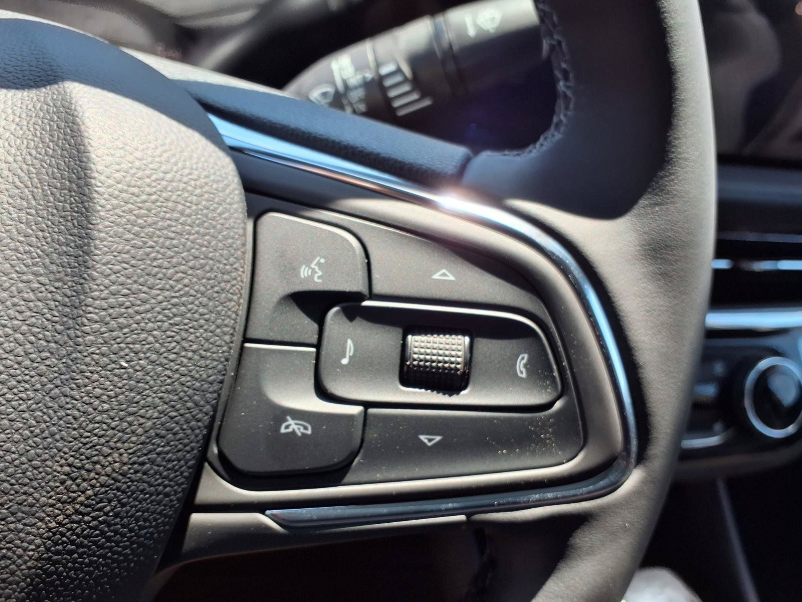 New 2026 Buick Envista Sport Touring w/ Convenience I Package FWD image 7