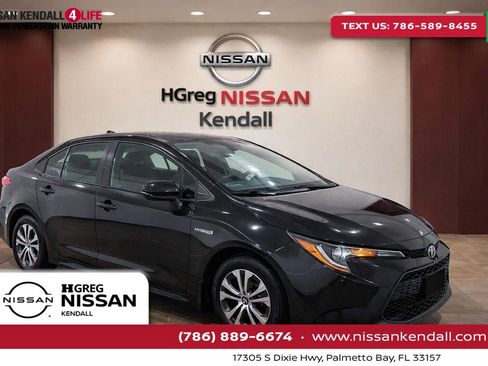Used 2020 Toyota Corolla LE FWD image 1