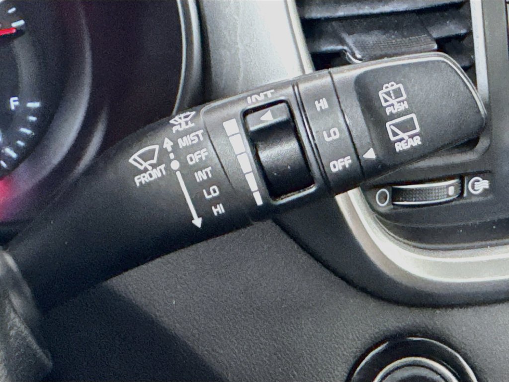 Used 2019 Kia Sorento EX FWD image 13