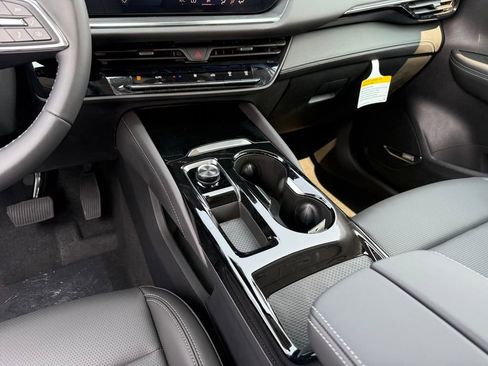 New 2025 Buick Envision Preferred image 21