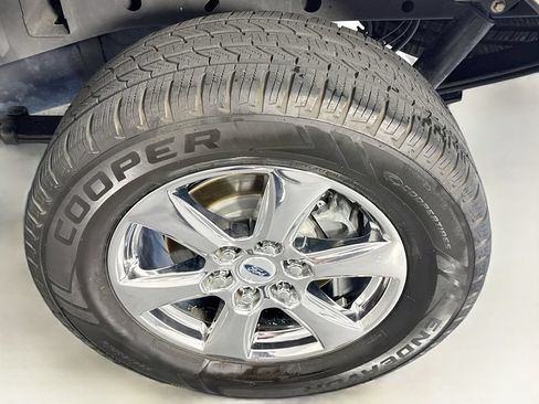 Used 2018 Ford F150 XLT w/ Equipment Group 302A Luxury RWD image 29