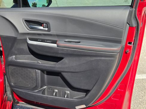 Used 2025 Toyota Sienna XSE FWD image 26