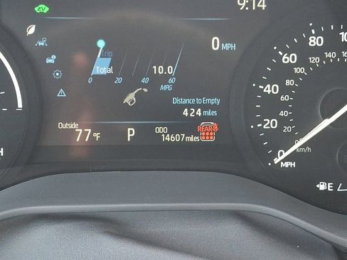 Used 2025 Toyota Sienna LE FWD image 20