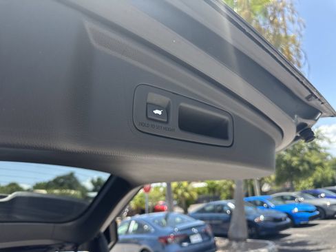 Used 2024 Honda CR-V EX-L image 13