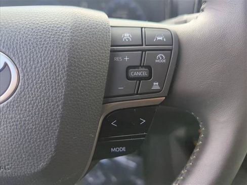 Certified 2025 Toyota Camry XLE FWD image 14