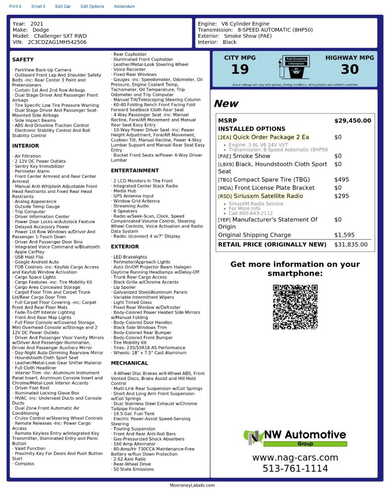 Used 2021 Dodge Challenger SXT RWD image 2