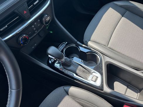 Used 2025 Buick Encore GX Preferred image 39