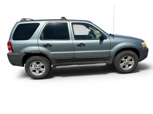 Used 2006 Ford Escape XLT image 7