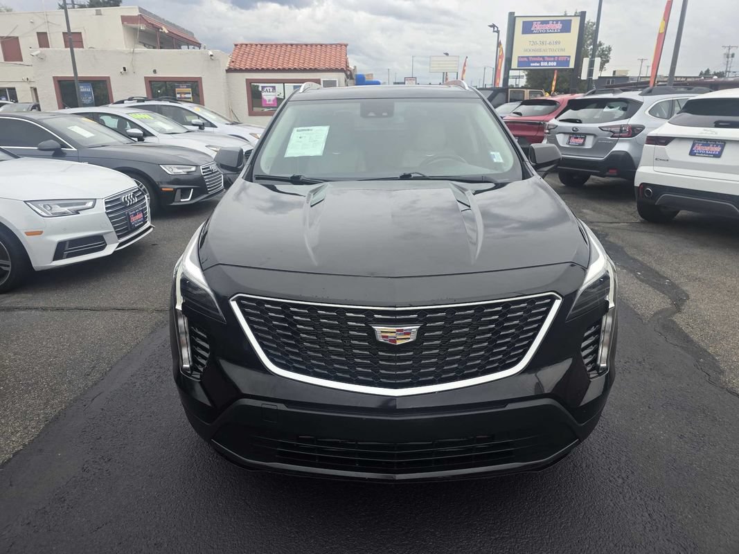 Used 2020 Cadillac XT4 Luxury w/ Cold Weather Package AWD/4WD image 4