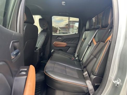 Used 2023 GMC Canyon AT4 image 22