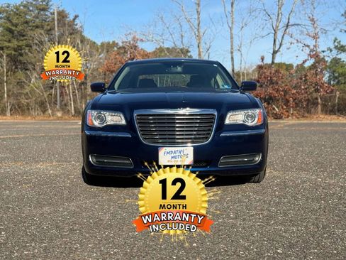 Used 2014 Chrysler 300 image 41