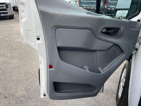 Used 2019 Ford Transit 350 XLT RWD image 11
