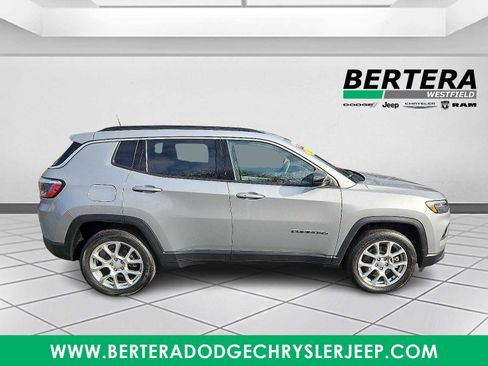 Certified 2023 Jeep Compass Latitude w/ Sun and Sound Group image 7