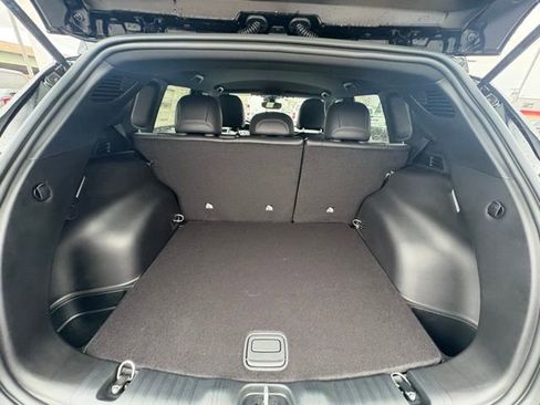 New 2026 Jeep Compass Latitude image 15