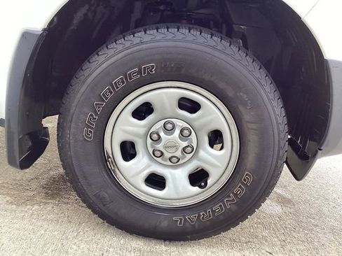 Used 2017 Nissan Frontier S w/ S Preferred Package image 9