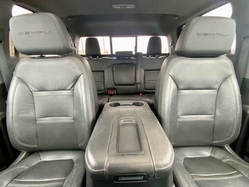Used 2021 GMC Sierra 1500 Denali w/ Driver Alert Package II image 31