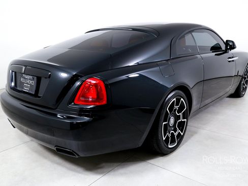 Used 2021 Rolls-Royce Wraith w/ Rolls-Royce Signature Package RWD image 2
