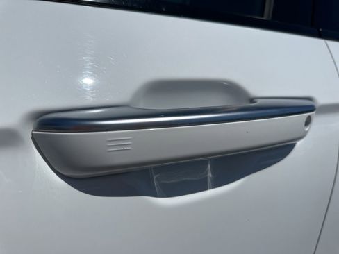Used 2022 Jeep Grand Cherokee Summit RWD image 30