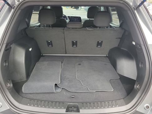 Used 2025 Chevrolet Equinox LT FWD image 10