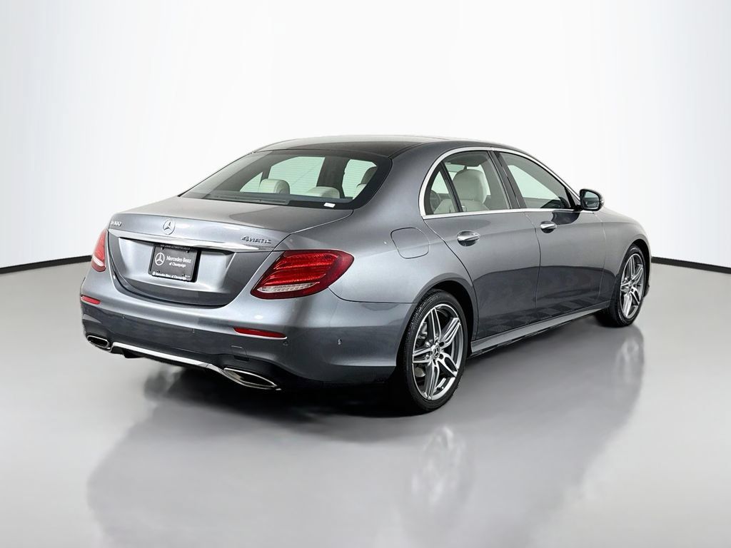 Used 2018 Mercedes-Benz E 300 4MATIC image 7