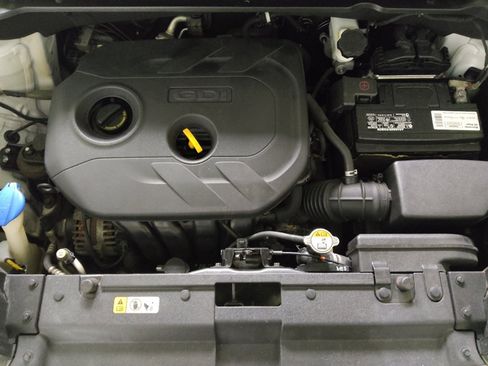 Used 2018 Kia Soul + FWD image 30