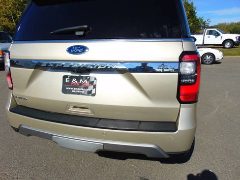Used 2018 Ford Expedition Max Limited w/ Equipment Group 302A image 38