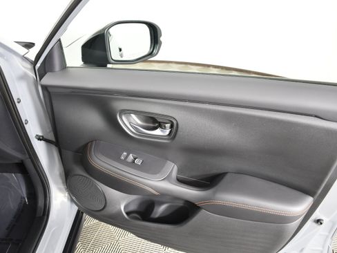 Used 2026 Honda HR-V Sport image 39