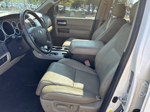 Used 2013 Toyota Sequoia Platinum AWD/4WD image 19