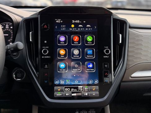 Used 2025 Subaru Forester Premium image 11