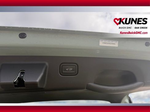 Used 2025 Hyundai Kona Limited AWD/4WD image 8