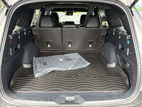 New 2026 Subaru Outback Touring AWD/4WD image 10