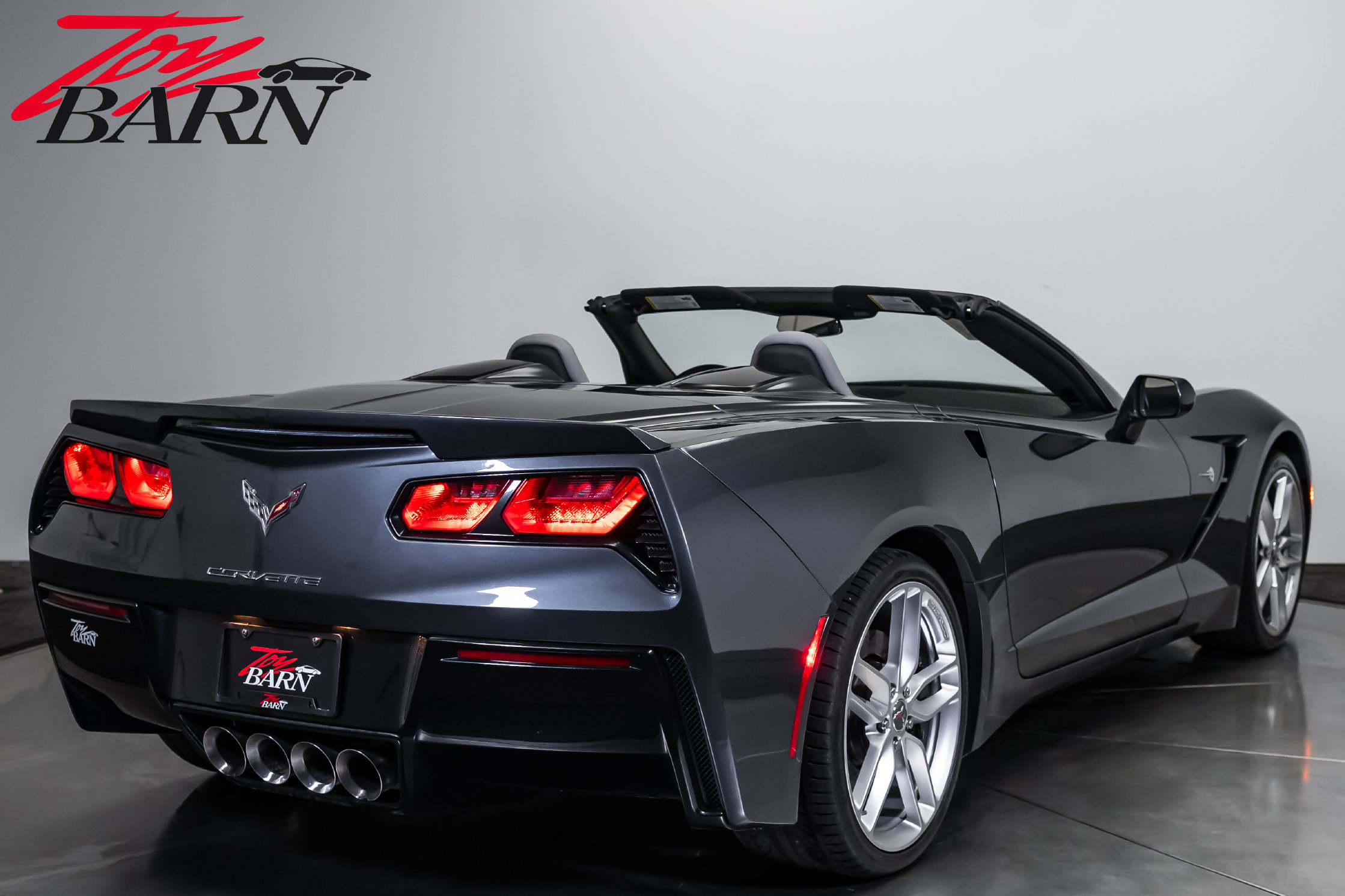 Used 2014 Chevrolet Corvette Stingray Convertible w/ 3LT Preferred Equipment Group RWD image 5