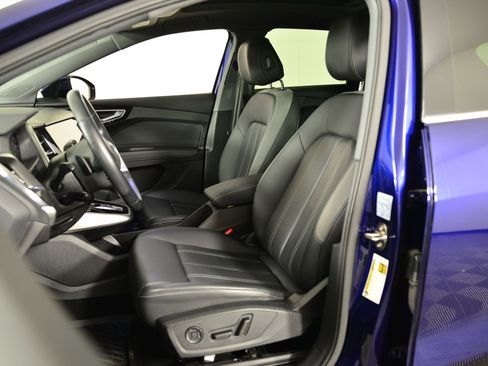 Certified 2023 Audi Q4 e-tron Premium Plus w/ Premium Plus image 5