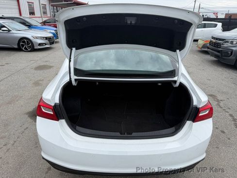 Used 2022 Chevrolet Malibu LS w/ Driver Confidence Package II image 23