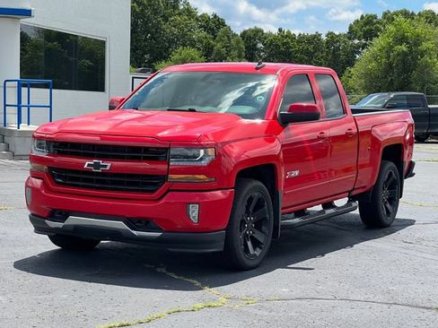 Used 2018 Chevrolet Silverado 1500 LT w/ Rally 2 Edition AWD/4WD image 36