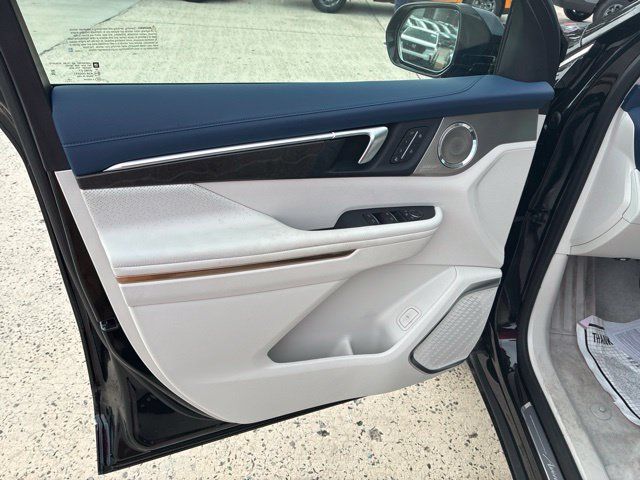 Used 2025 Buick Enclave Avenir w/ Trailering Package, 5000 lbs. FWD image 66