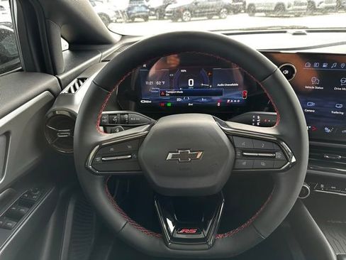 New 2026 Chevrolet Equinox EV RS image 29