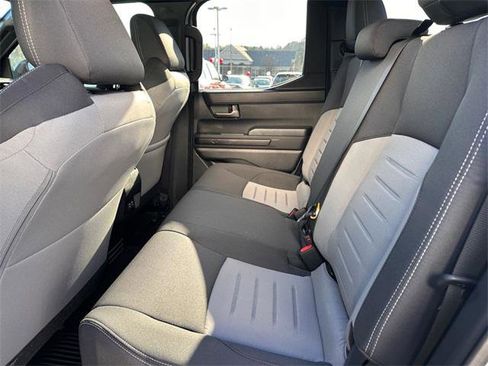 Certified 2024 Toyota Tacoma TRD Off-Road image 11