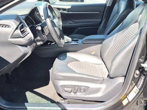 Certified 2023 Toyota Camry SE FWD image 9
