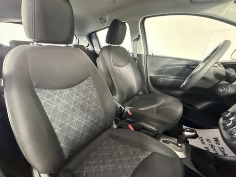 Used 2019 Chevrolet Spark LT FWD image 29