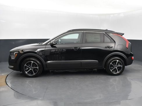 Certified 2025 Kia Niro EX FWD image 4