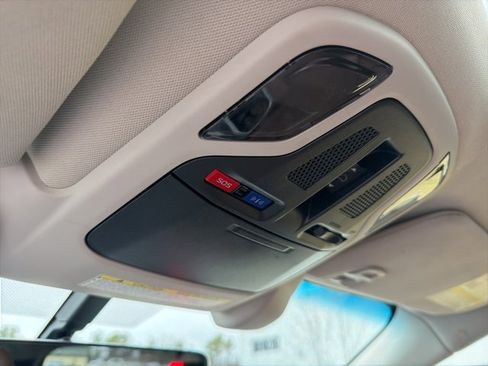 Used 2021 Subaru Outback Touring XT image 35